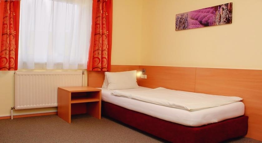 Hotel Denk Bed & Breakfast Vorchdorf Zimmer foto