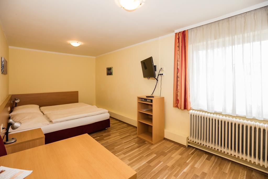 Hotel Denk Bed & Breakfast Vorchdorf Exterior foto